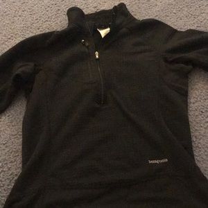 Black Patagonia zip up